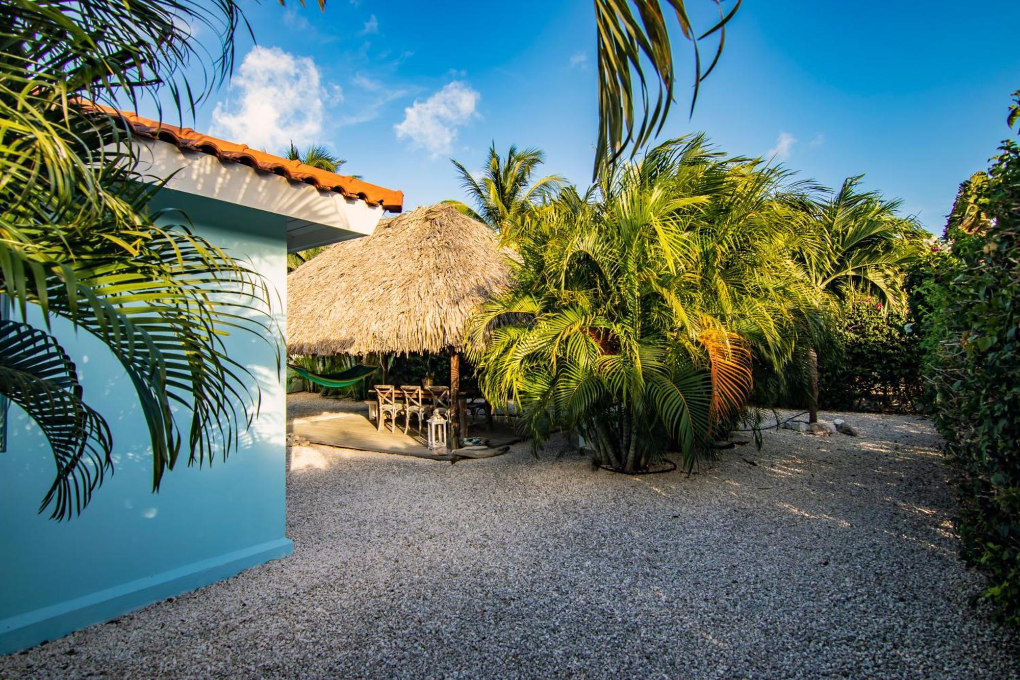 Villa Blue Curacao Jan Thiel Buitenkant foto