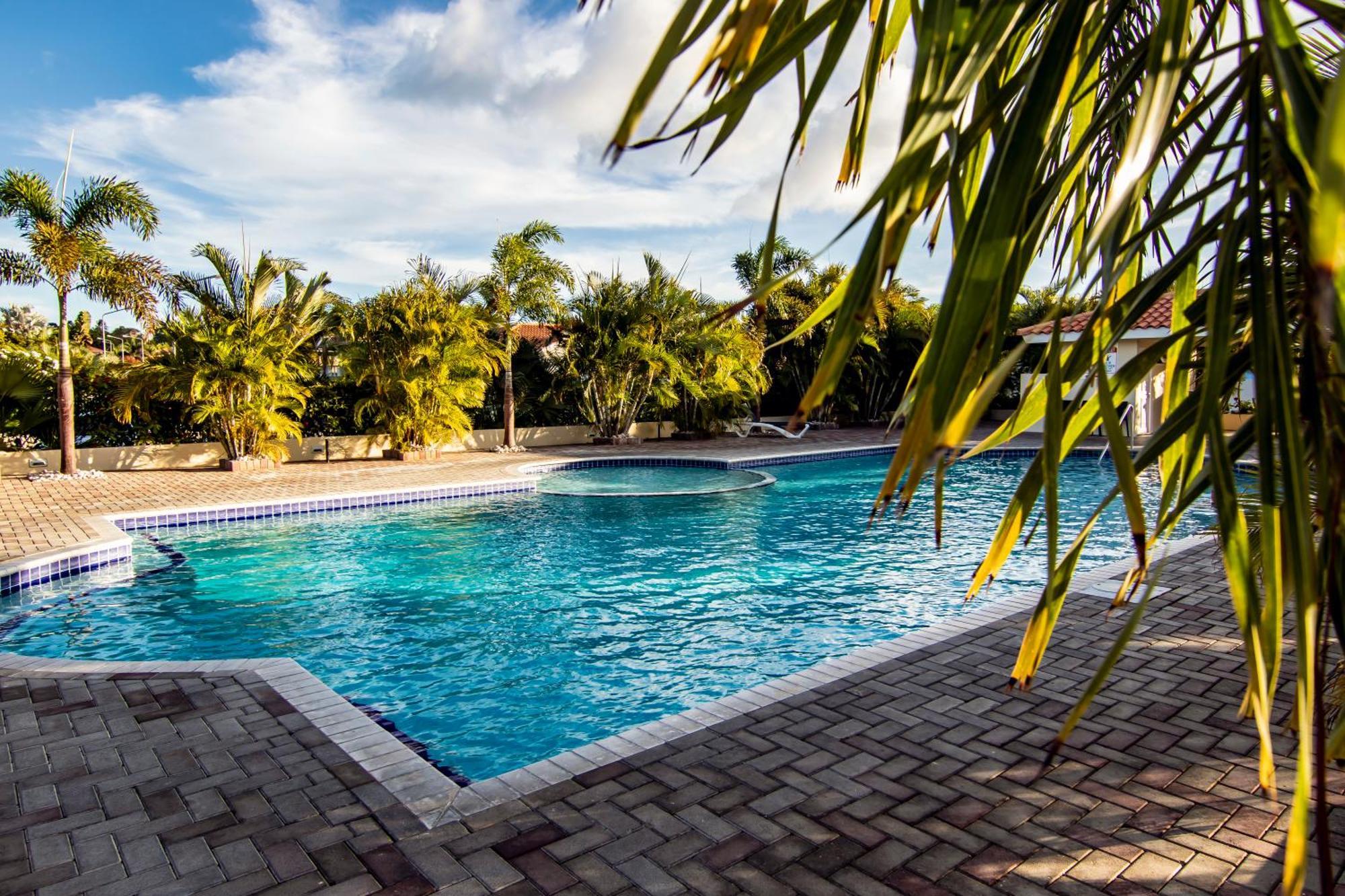 Villa Blue Curacao Jan Thiel Buitenkant foto